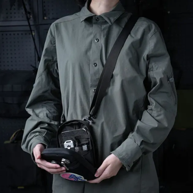 CHS3BLK - VIPERADE Petit sac bandoulière NOIR