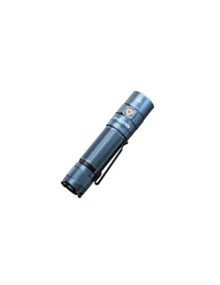 E35RGB - FENIX E35R Édition limitée Glacier Blue - 3100 LUMENS