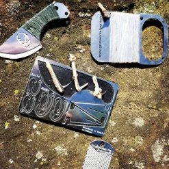 GRICARD005 - Grim Workshop carte de survie Bushcraft