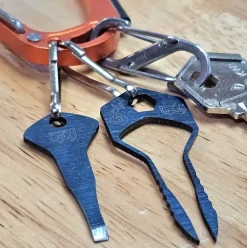 GRITWZKEY - GRIM WORKSHOP Tweeze Tool Key Clé Pince à Epiler