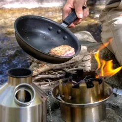 KK50043 - Kelly Kettle Hobo Stove pour Base Camp ou Scout