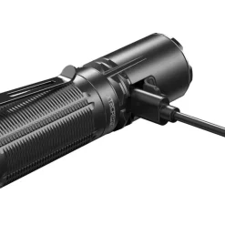 14.099252 - KLARUS XT2CR PRO Lampe Torche Tactique 2100lm 3100mAh 18650 Type C