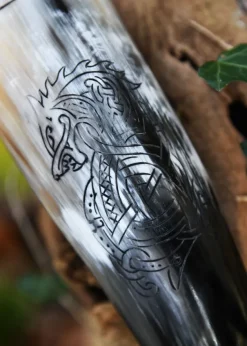 1916111301 - LARP Corne à boire avec support Fer Torsadé Gravure Fenrir