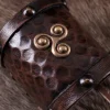 1616553400 - LARP Petit protège-bras cuir, triskèle celtique