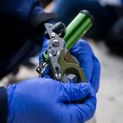 833490 - Leatherman Raptor Rescue Woodland