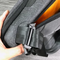 815108MBLU - Vanquest Sac convertible Carbide-8 Midnight blue