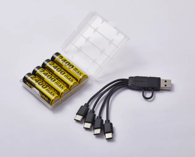 NCNH2400 - NITECORE NH2400 Pack 4 AA Rechargeables 1,5V 2400mAh + câble