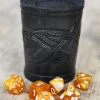 ULF-LP-25-BL - LARP ULFBERTH Gobelet à Dés cuir noir motif Serpent Jelling