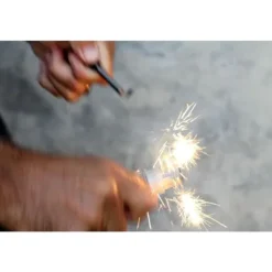 VR467 - Vargo Ultimate fire starter