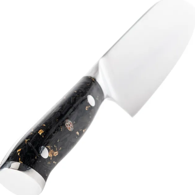 Wusaki couteau Ko-Santoku Sakin Damas 10Cr manche carbone et or
